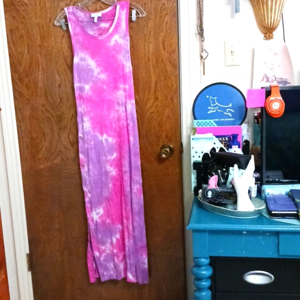 Sofia M tie-dye dress side snaps good condition